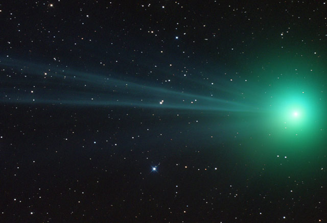 Comet Lovejoy still putting on a good show